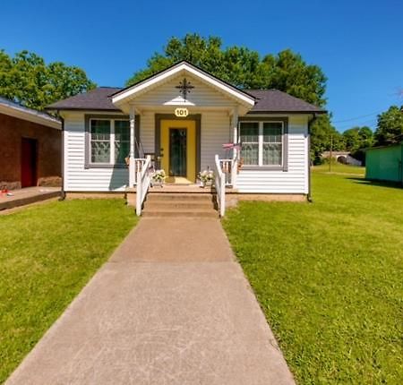 Historic Town Square Bungalow In Heart Of Brighton Atoka Exterior foto