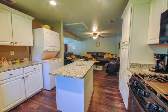 Historic Town Square Bungalow In Heart Of Brighton Atoka Exterior foto